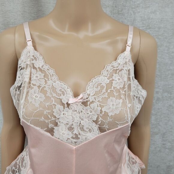 Vintage 80s Peach Lace Trimmed Satin Bodysuit Coquettegirl - Picture 3 of 10